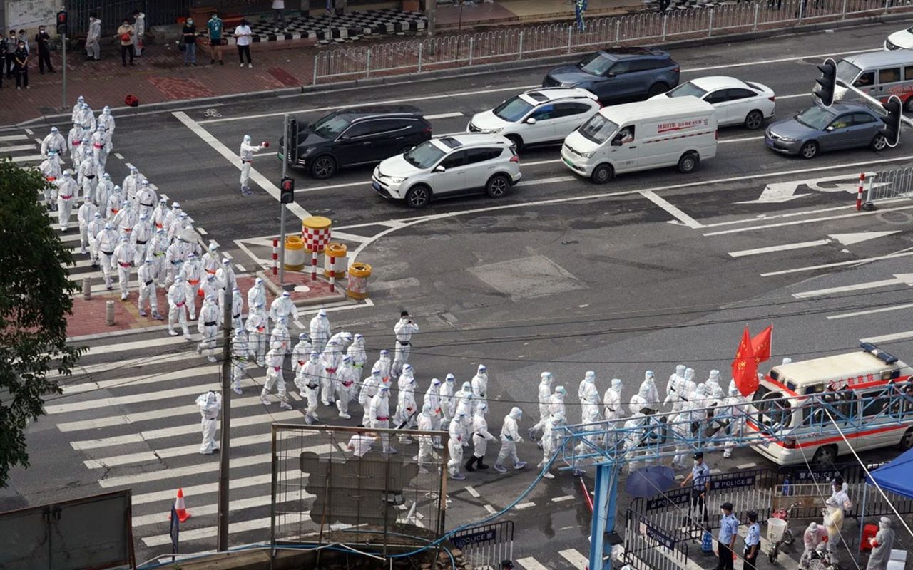 广州疫情追踪：令人感动而刷屏的街头一幕幕-兼驳斥大纪元假新闻